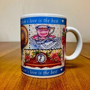 Vintage 1997 Avon Ceramic “Mom’s Love Is The Best”Coffee Cup/Mug Mother’s Day